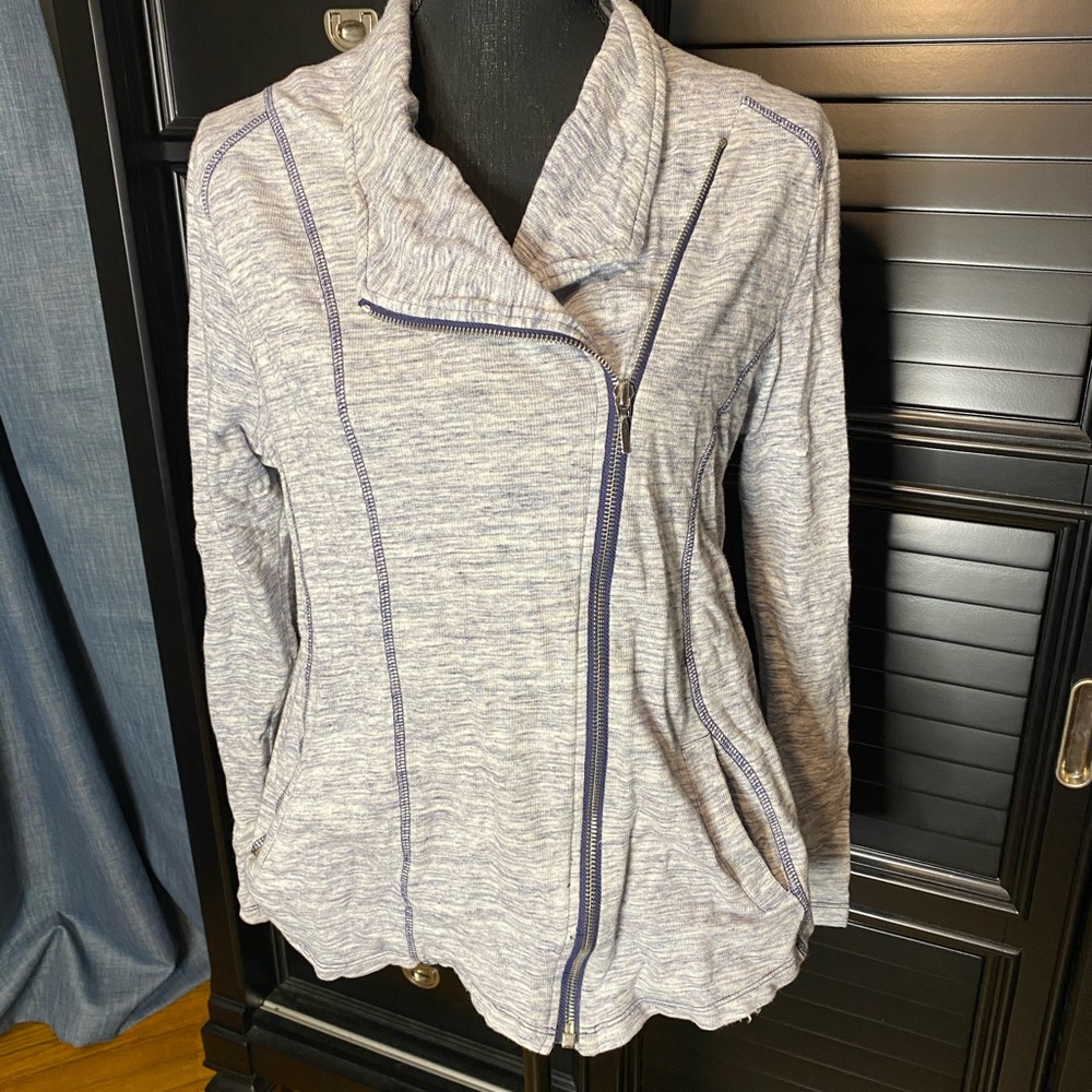 Chico’s Zenergy moto zip sweatshirt, sz 2